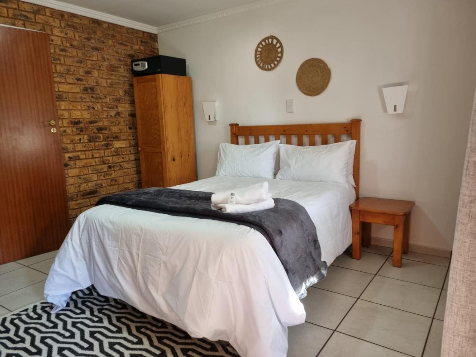 Emerald Guesthouse Kempton Park Exterior foto